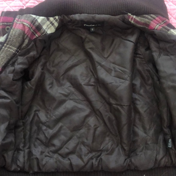 coat - Picture 2 of 2